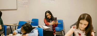 Portugal hizo un experimento y quitó los móviles en algunos colegios. Los resultados son tan contundentes que han prohibido los móviles en todo el país