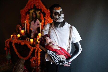 'Recuérdame': la historia detrás del emotivo altar de un padre y su bebé a la madre de la pequeña, inspirado en la película 'Coco'