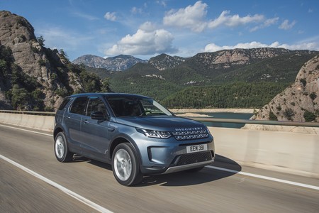 Land Rover Discovery Sport 2019 004