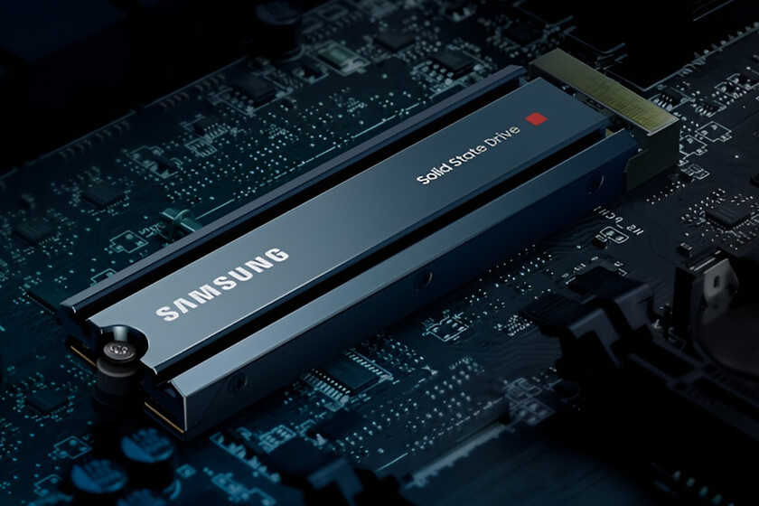 Samsung 980 Pro SSD 2TB PCIe 4.0 NVMe M.2