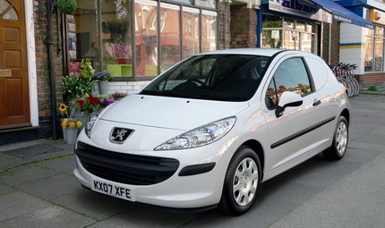 Peugeot 207 versión comercial