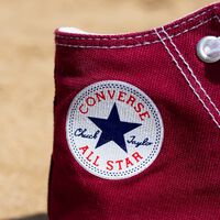 El Corte Inglés rebaja a casi mitad de precio las zapatillas Converse favoritas que mejoran cualquier look de verano 