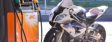 Nacho Rabadán, experto en combustibles: "La gasolina low cost no puede dañar el motor de una moto" 
