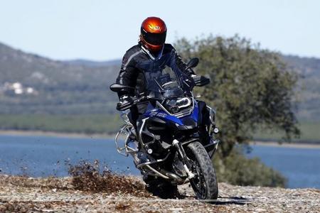 BMW R 1200 GS Adventure, toma de contacto (conducción y ficha técnica)