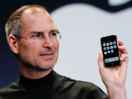 Es la hora de lo retro: así podría ser un iPhone original y "skeumorfista" con tecnología de 2018