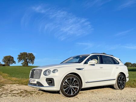 Bentley Bentayga Hybrid Prueba Contacto 11
