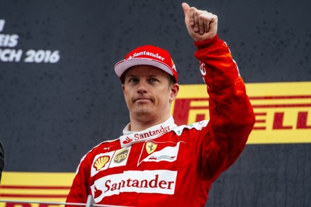 Kimi Raikkonen renueva con Ferrari y complica el mercado de fichajes