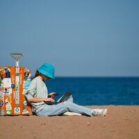Una VPN es ideal en vacaciones e IPVanish nos lo pone fácil: su ofertón la deja en menos de 2 euros al mes y con regalo incluido