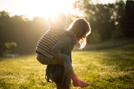 Cómo ayudar a que nuestros hijos tengan una buena relación de hermanos