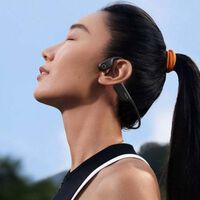 La fascinante tecnología de Xiaomi que lleva el sonido de sus auriculares no por el aire, sino por tus huesos