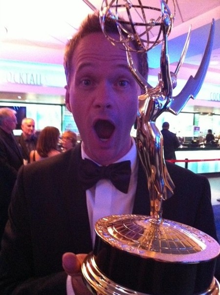 ¡Aleluya! Neil Patrick Harris volverá a presentar los Emmy