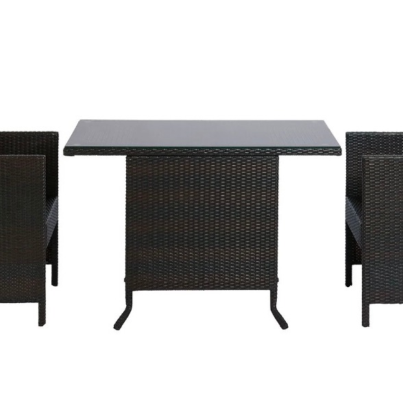 Conjunto de mesa y sillones