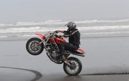 Ducati 999, para los amantes del enduro
