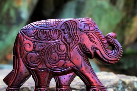 Souvenirs que no deberías comprar: son ilegales o indignos 