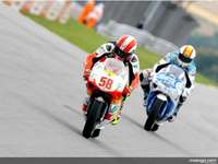 Marco Simoncelli revitaliza sus opciones en el Mundial