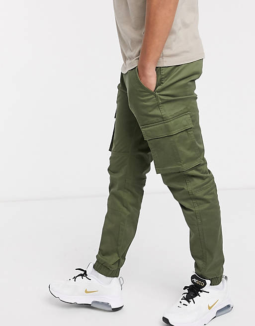 Pantalones cargo khakis