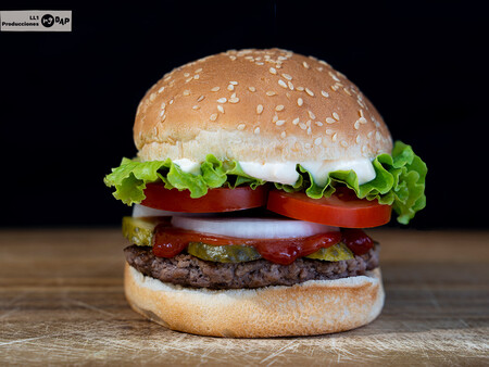 Cómo hacer una hamburguesa Whopper casera, al estilo del Burger King