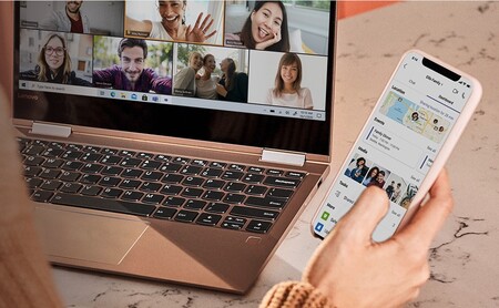 Microsoft Teams responde a Zoom y Google Meet y ahora permite videollamadas gratis de hasta 24 horas y 300 personas
