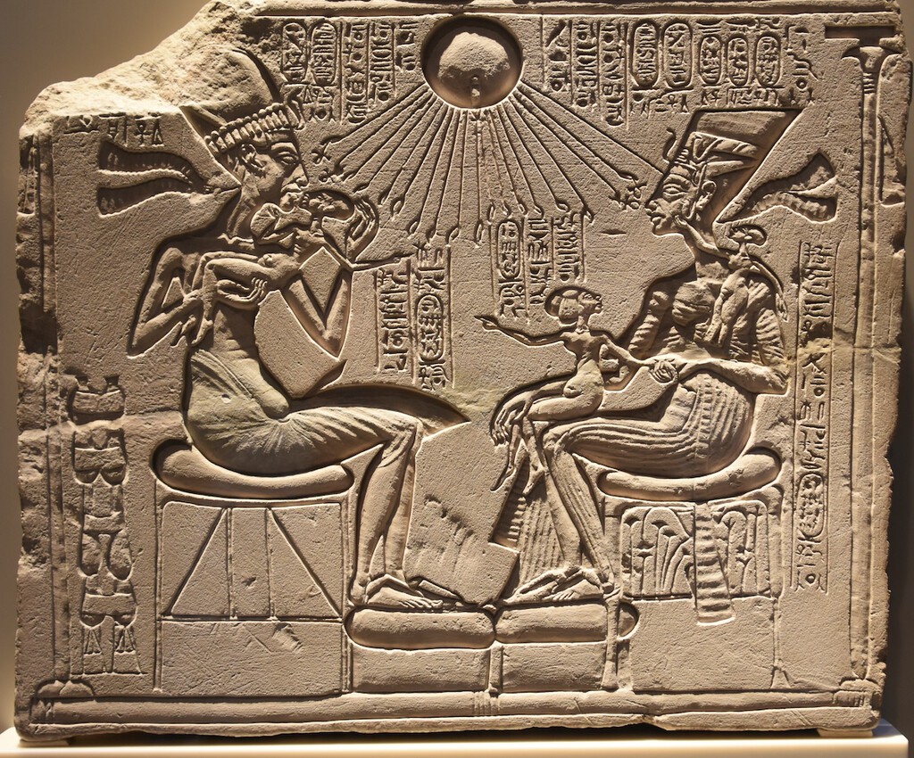El paradero de la tumba de Nefertiti obsesiona a los arqueólogos desde hace un siglo. Una cámara oculta podría tener la respuesta
