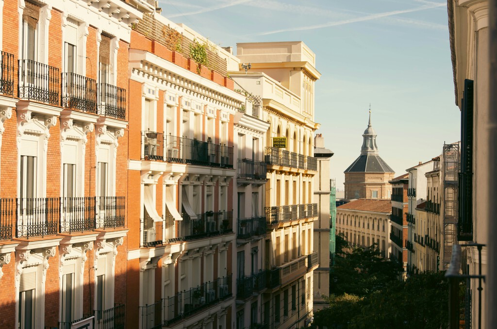 La nueva ley de Madrid para alquileres turísticos acaba con la esencia inicial de Airbnb. Los fondos de inversión tendrán ventaja 