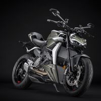 ¿Una Ducati verde? Pues sí, y convierte a la Ducati Streetfighter V2 en una naked aún más agresiva