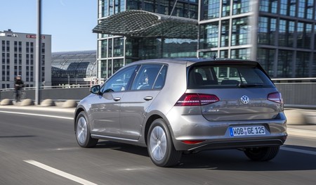 Volkswagen e-Golf gris 30