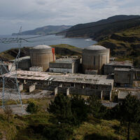 Lemóniz iba a ser la gran central nuclear del País Vasco: tras años de abandono, su destino probable es criar pescados