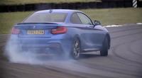 Chris Harris nos enseña a derrapar con su BMW M235i