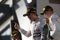 Nico Rosberg se hace con la primera victoria de la "nueva" Fórmula 1 
