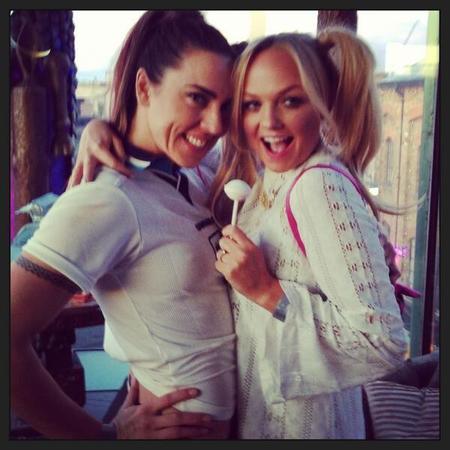 ¡Vuelven a casa por Navidad! Dos quintas partes de las Spice Girls se reúnen para cantar en Londres