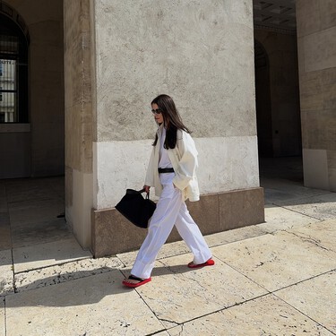 Ni Zara, ni Massimo Dutti: los pantalones wide leg más elegantes y frescos, en las rebajas de Lululemon 