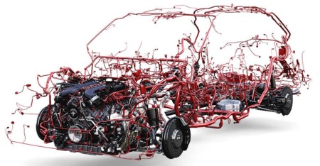 Este es el sistema nervioso del Bentley Bentayga y sus 50 kg de cable
