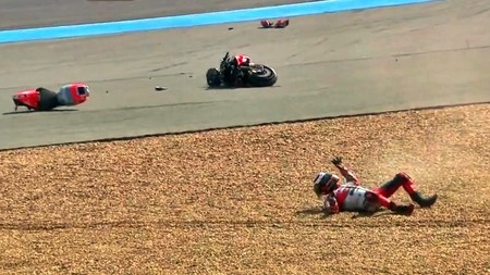 La caída de Jorge Lorenzo ha sido culpa de un fallo mecánico: "He tenido mucha suerte"