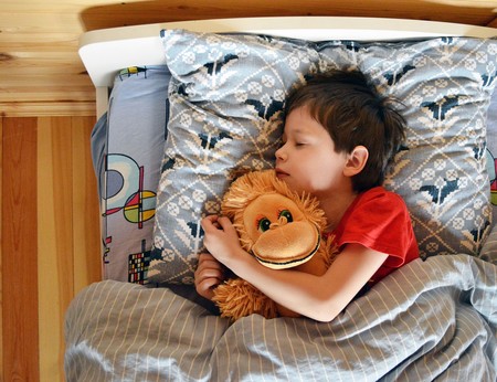 Canciones populares infantiles: 'Cinco monitos'