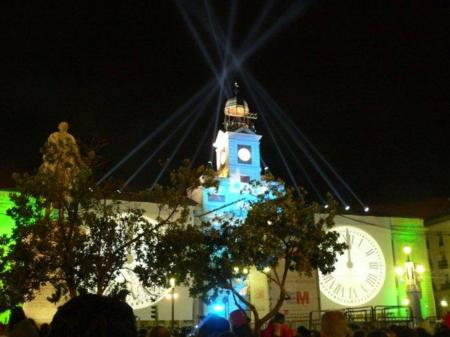 Comunicarse en Nochevieja: de momento una misión prácticamente imposible