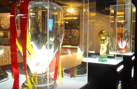 Desde hoy y hasta la final del Mundial, se puede ver la exposición de "La Roja" en Madrid