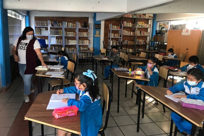 Escuela En Mexico