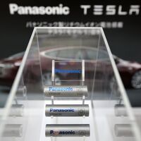 Panasonic quiere liberarse de su dependencia de Tesla y vender sus baterías para coches eléctricos a otros fabricantes 