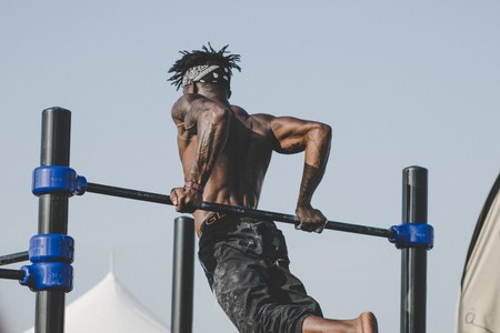 Nueve ejercicios de calistenia para entrenar en cualquier sitio con tu propio peso corporal