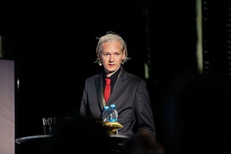 El fundador de WikiLeaks "reaparece" hoy en el Parlamento Europeo
