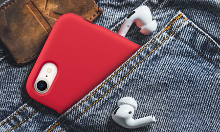 El drama de las fundas de iPhone de silicona y los bolsillos