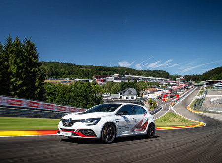 ¡Nuevo récord! El Renault Mégane R.S. Trophy-R ya es el tracción delantera más rápido en Spa-Francorchamps