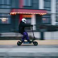 No habrá seguro ni matrícula para los patinetes eléctricos el 2 de enero de 2026: la DGT lo ha confirmado