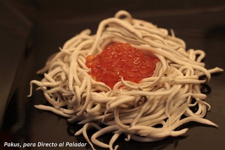 Nidos de gulas y caviar de salmón. Receta