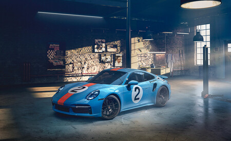 Este Porsche 911 Turbo S Gulf es único en el mundo: un homenaje de 650 CV en memoria de Pedro Rodríguez