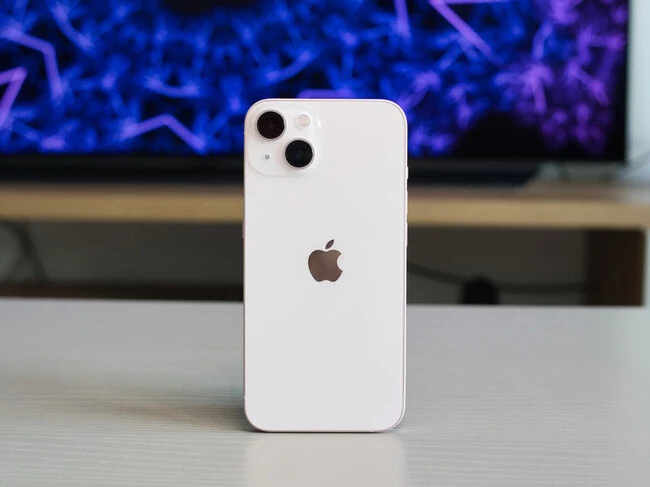 iPhone 13