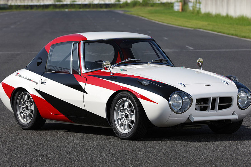 Toyota ha restaurado su coche de carreras más antiguo en existencia