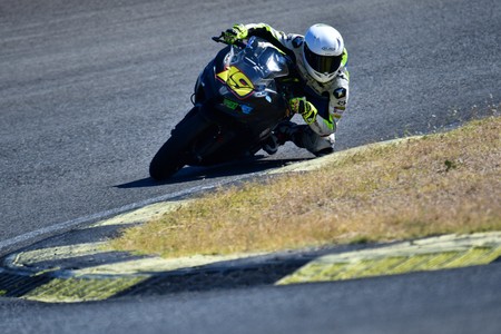 El equipo 2R Racing Kawasaki ha sido expulsado de Supersport 300 por saltarse las normas contra el coronavirus