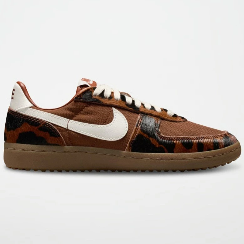 Nike Field General Mujer