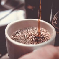 Esta es la cafetera 5 en 1 que prepara tus cafés de forma automática y sin necesidad de acudir al bar